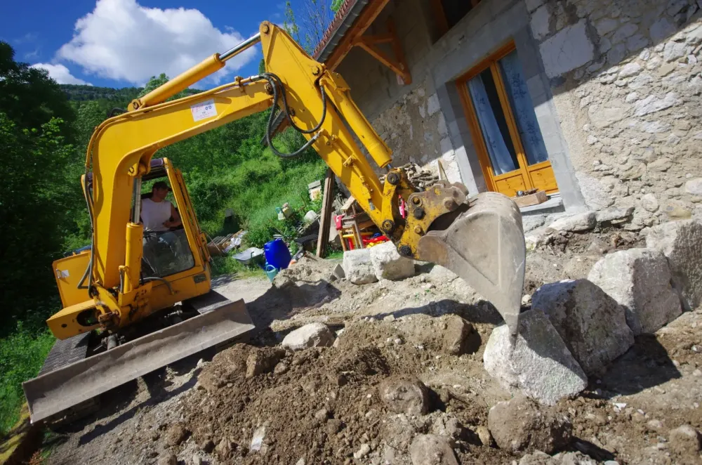 Travaux mini-pelle près de Ribérac