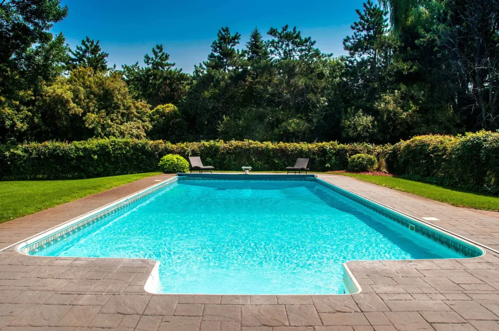 Piscine près de Ribérac